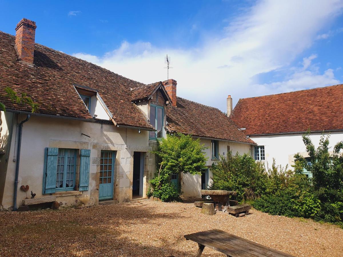 Ferme Equestre & D'hotes Gateau Stables Proche Guedelon Saint-Amand-en-Puisaye